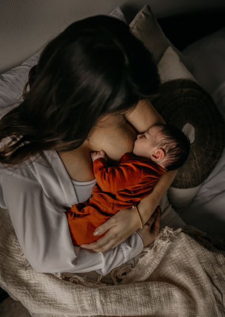 Hulp bij borstvoeding geven